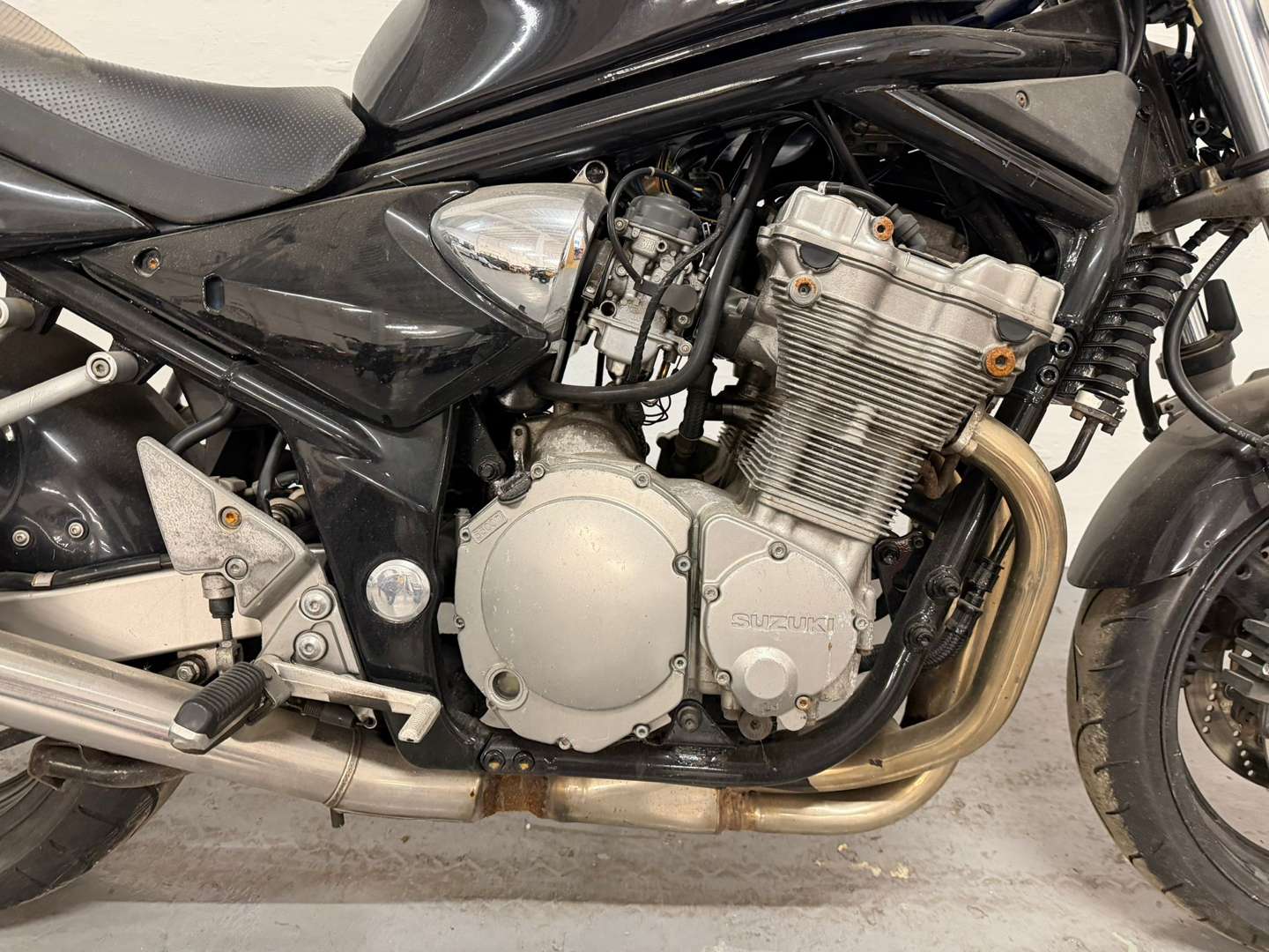 <p>2001 SUZUKI GSF 600 Y</p>