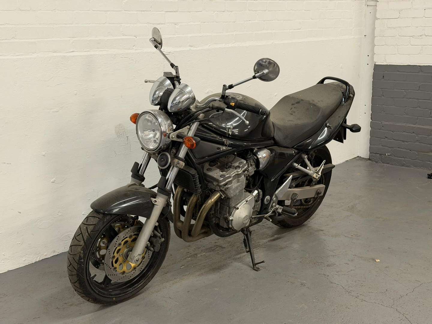 <p>2003 SUZUKI GSF 600 K3</p>