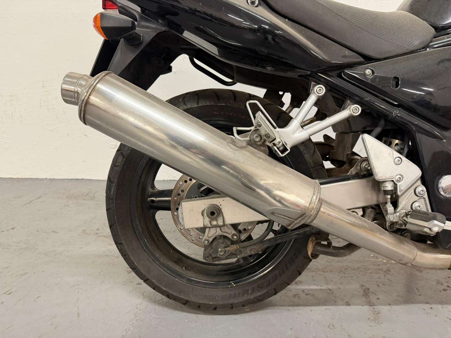 <p>2003 SUZUKI GSF 600 K3</p>