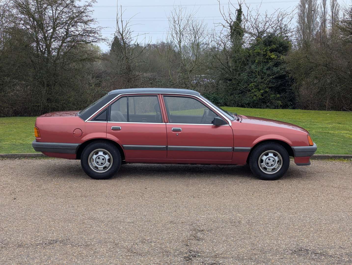 <p>1983 VAUXHALL CARLTON S</p>