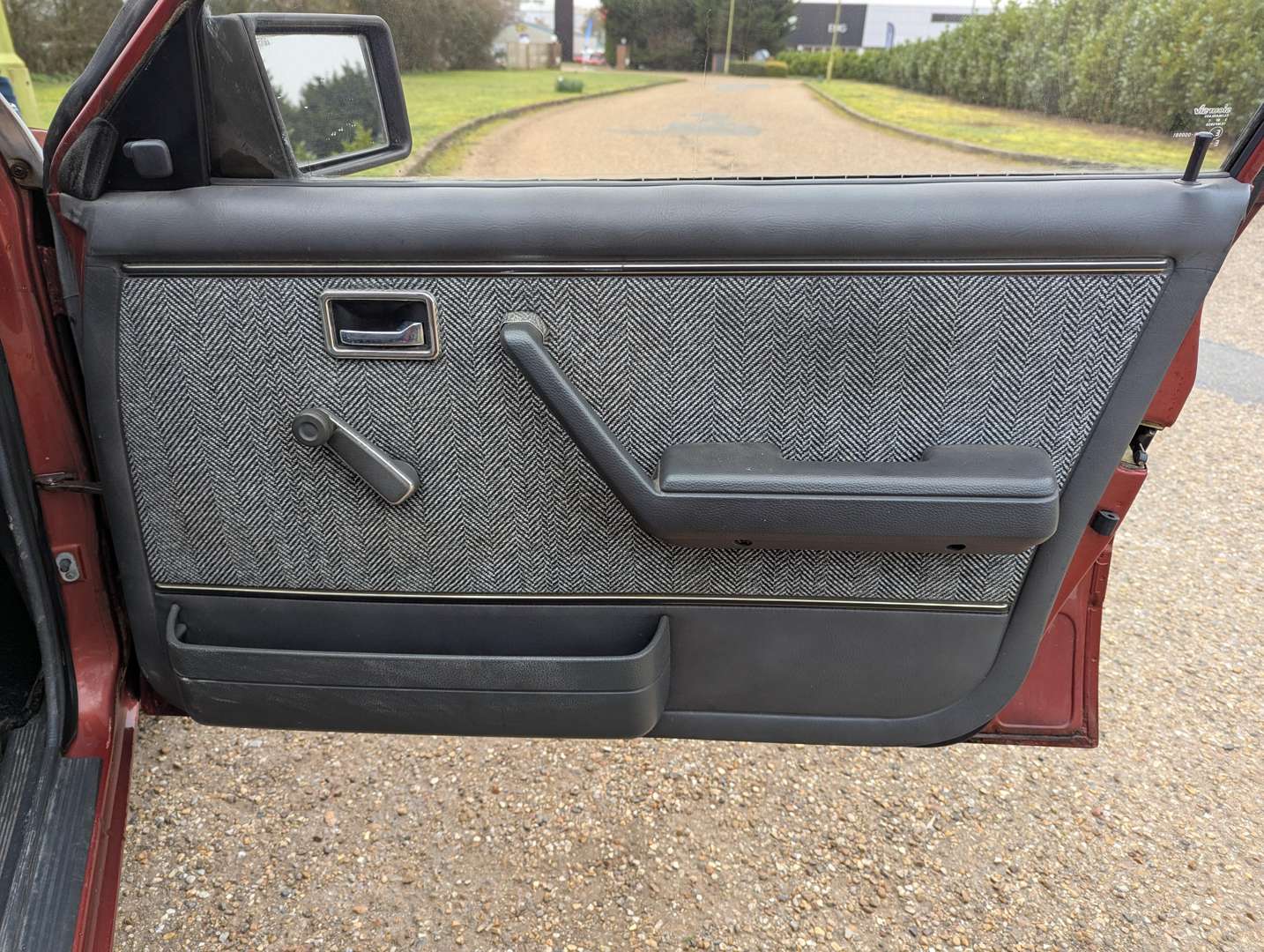 <p>1983 VAUXHALL CARLTON S</p>