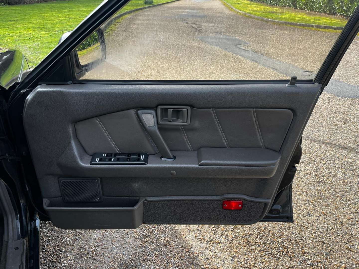 <p>1991 NISSAN BLUEBIRD EXECUTIVE I</p>