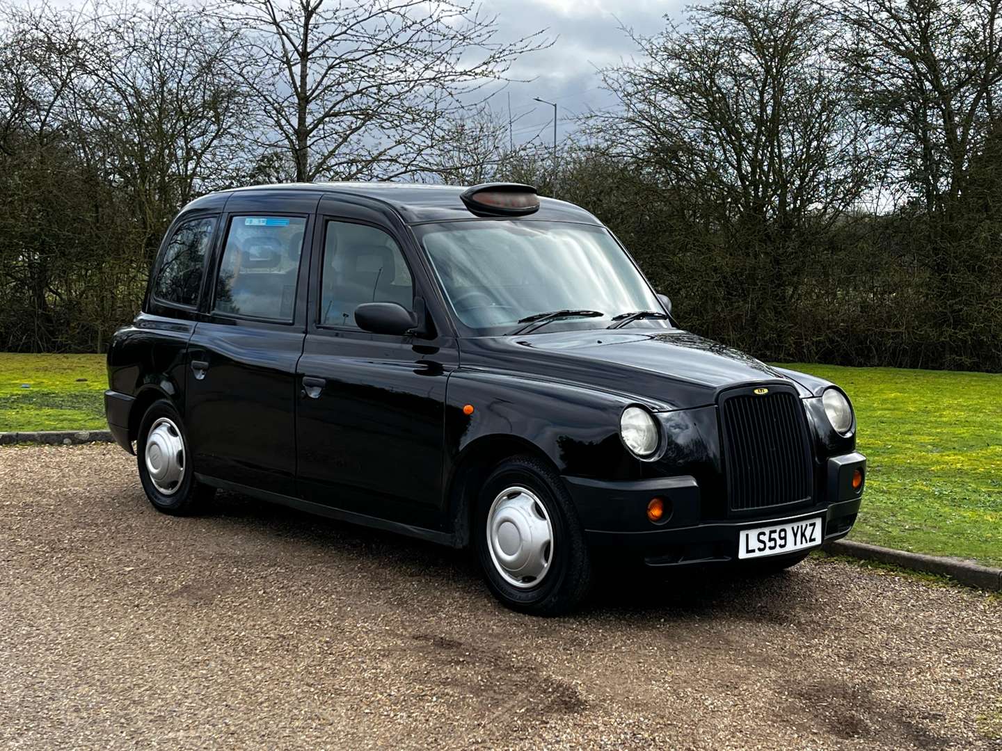 <p>2009 LONDON TAXI AUTO</p>