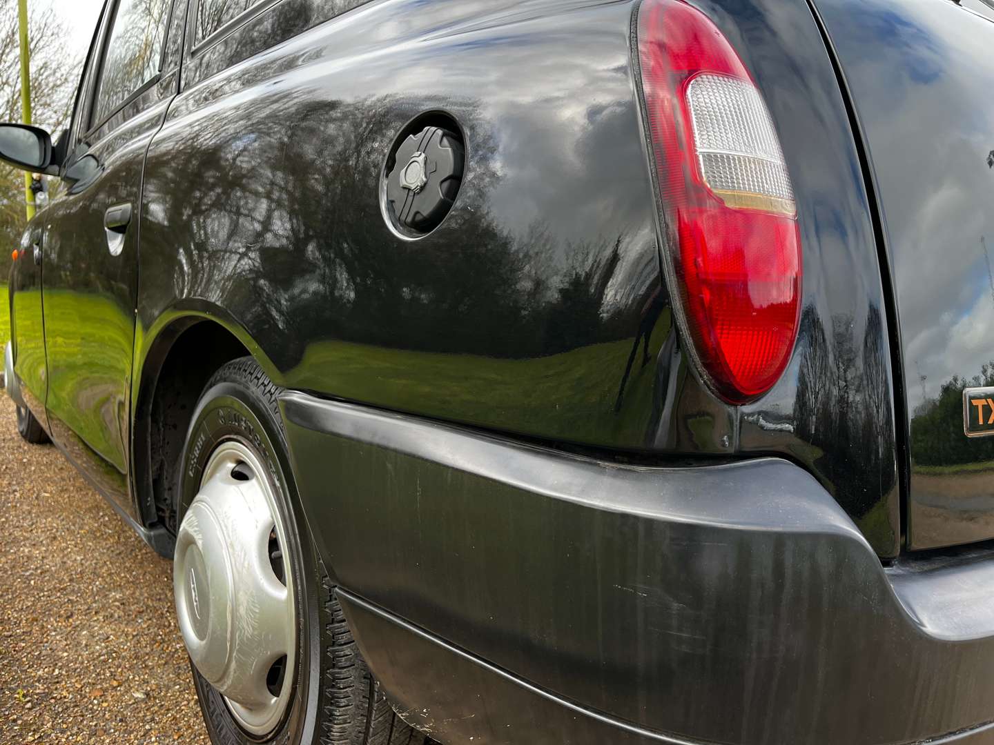 <p>2009 LONDON TAXI AUTO</p>