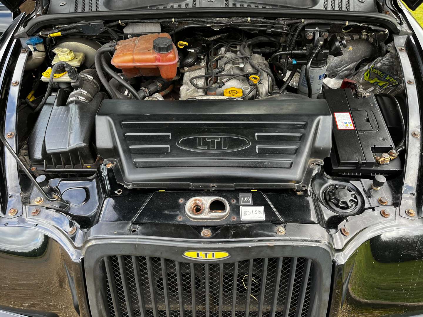 <p>2009 LONDON TAXI AUTO</p>