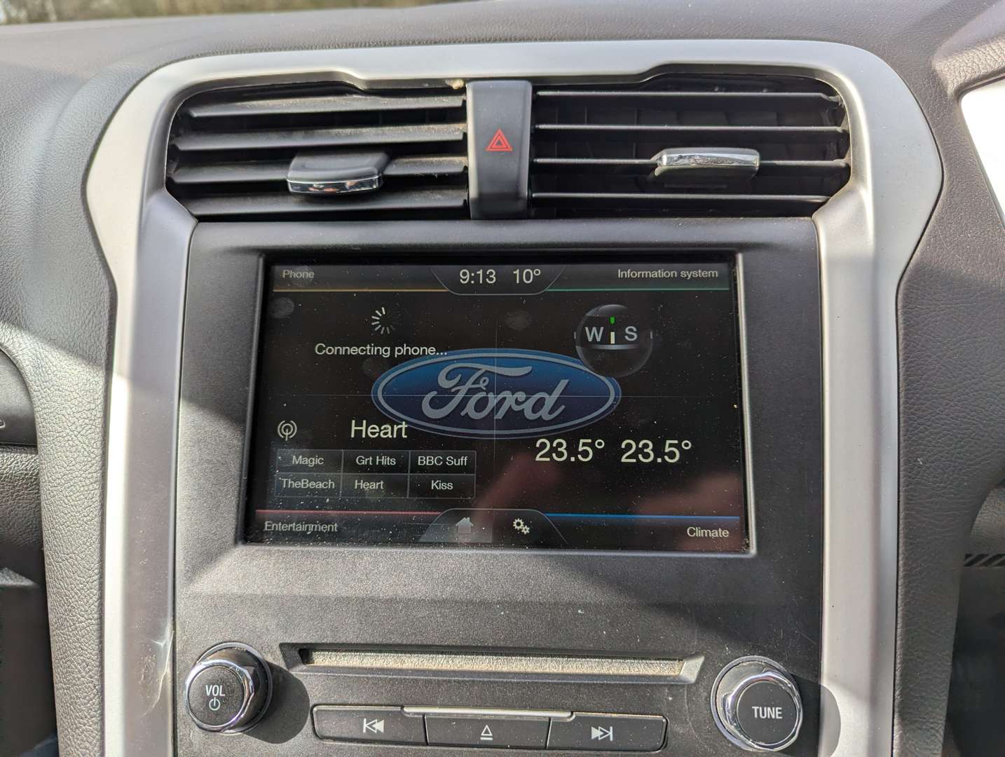 <p>2015 FORD MONDEO STYLE TDCI ESTATE</p>