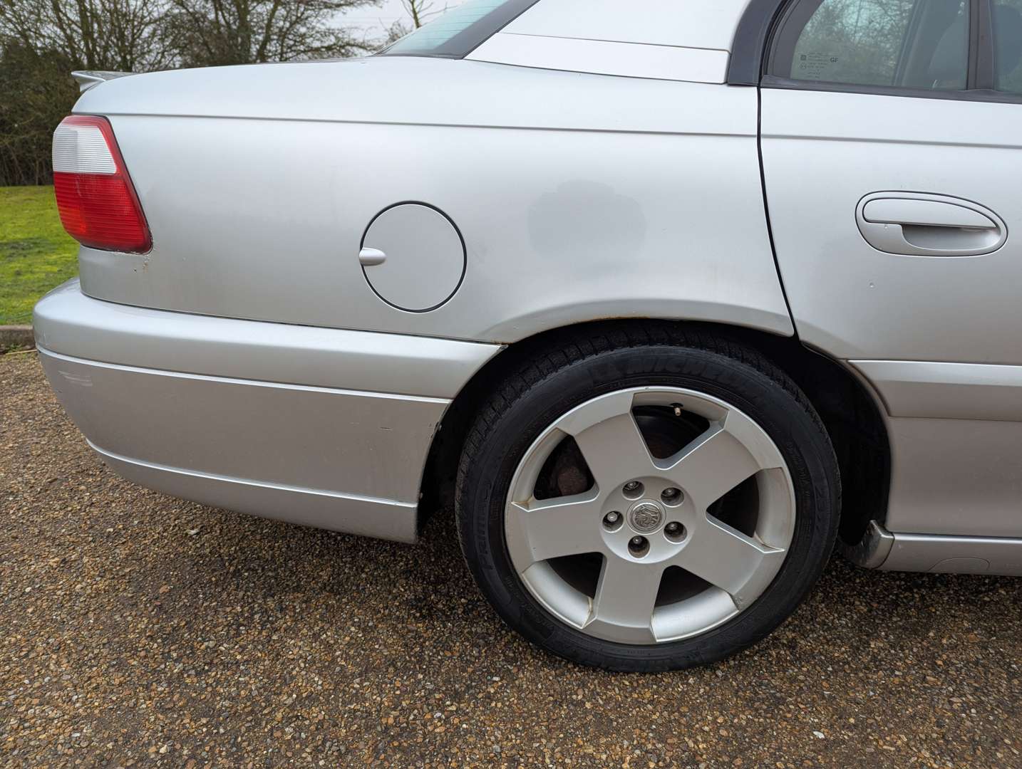 <p>2000 VAUXHALL OMEGA MV6 AUTO</p>