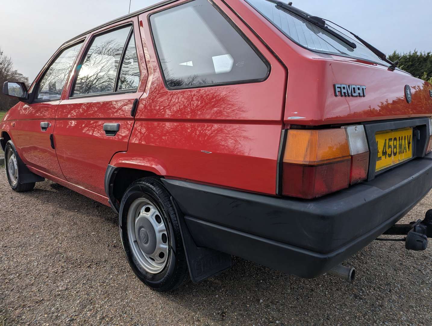 <p>1993 SKODA FAVORIT LXI ESTATE</p>