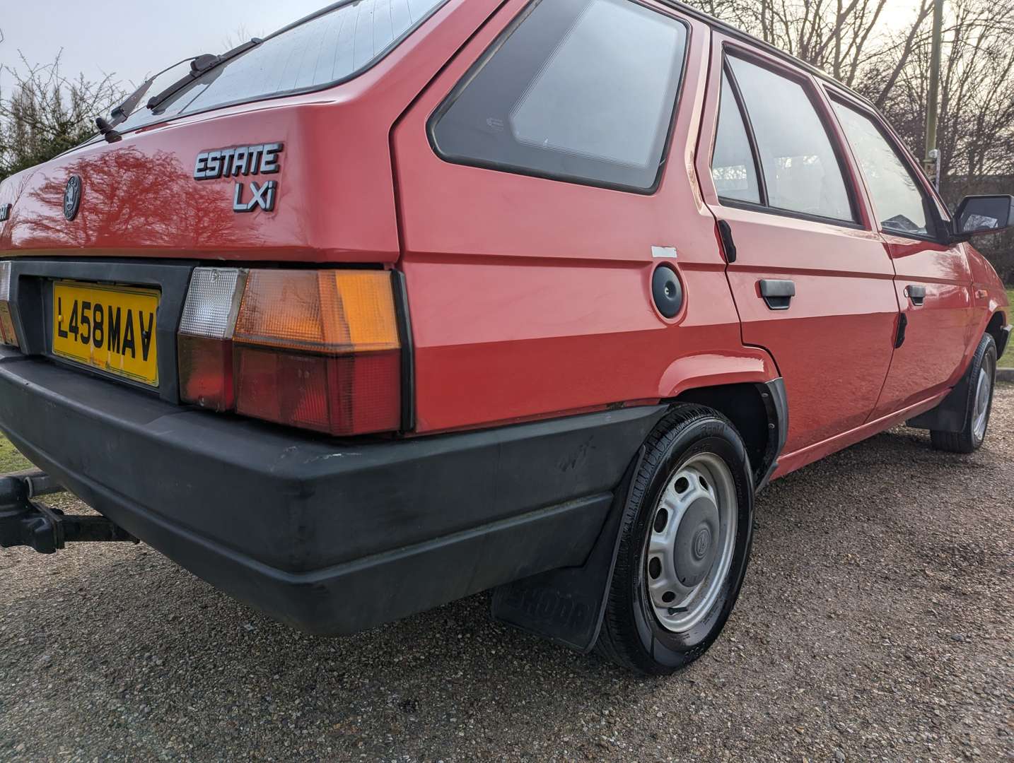 <p>1993 SKODA FAVORIT LXI ESTATE</p>