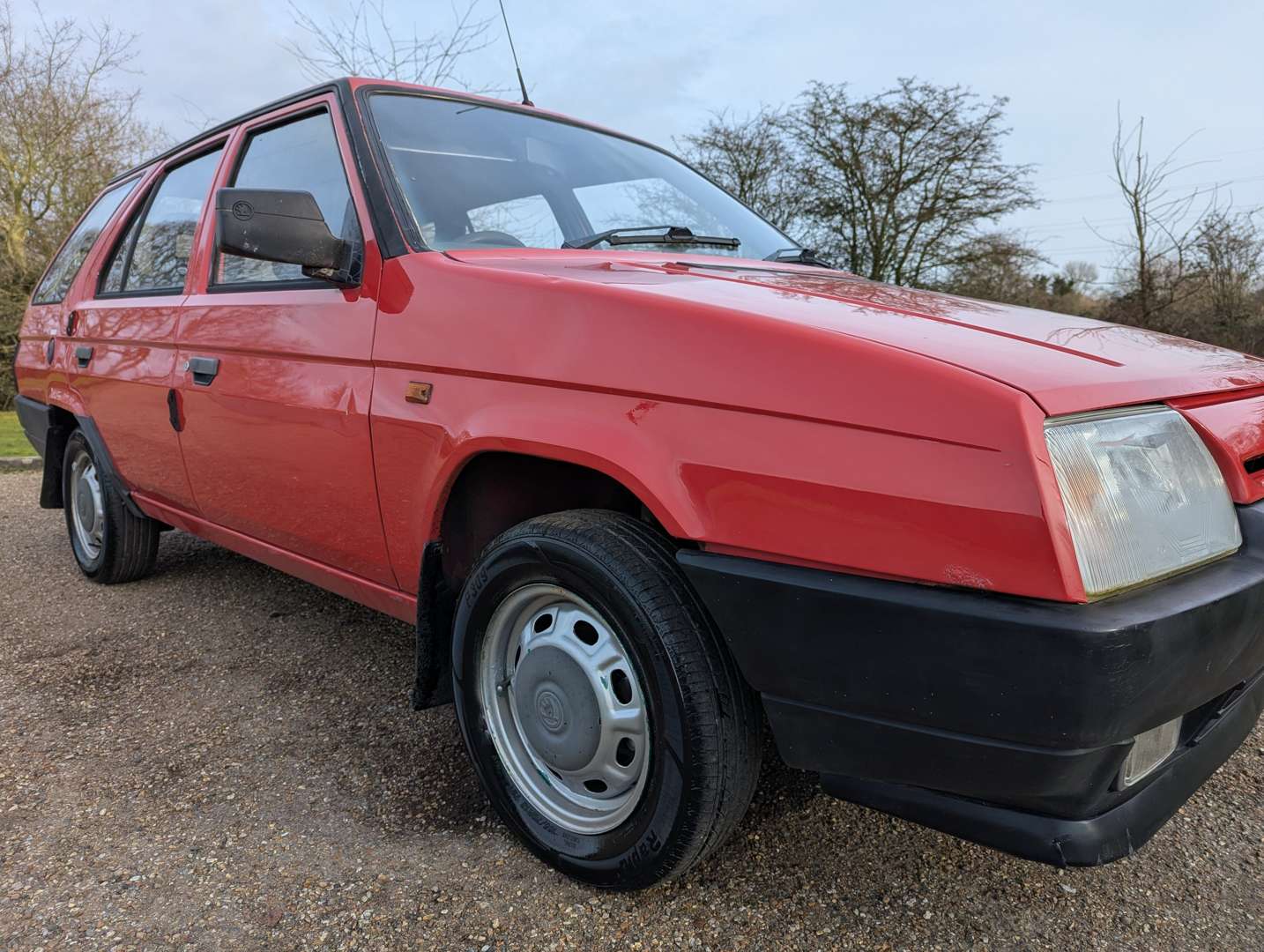 <p>1993 SKODA FAVORIT LXI ESTATE</p>