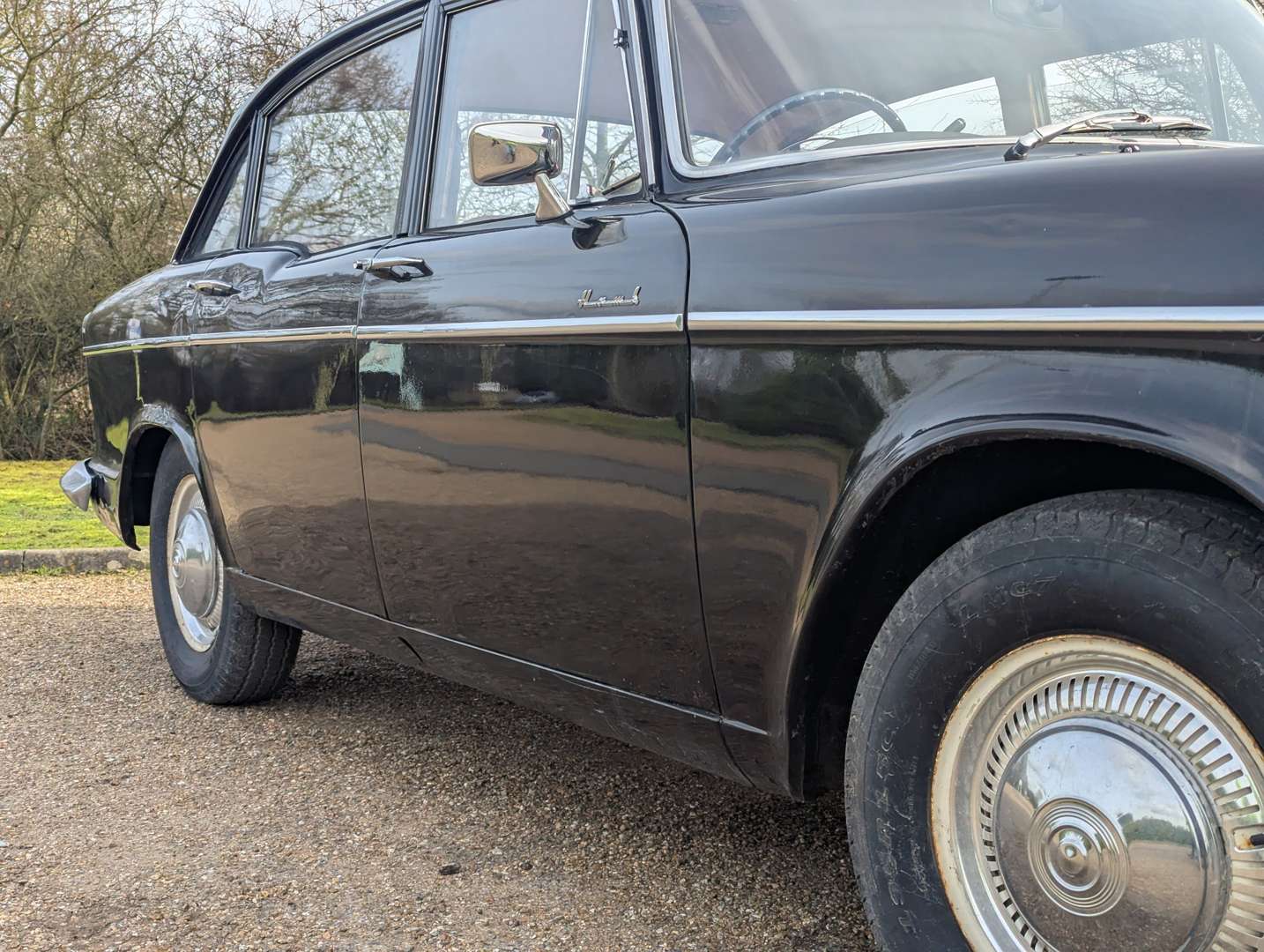 <p>1966 HUMBER HAWK</p>