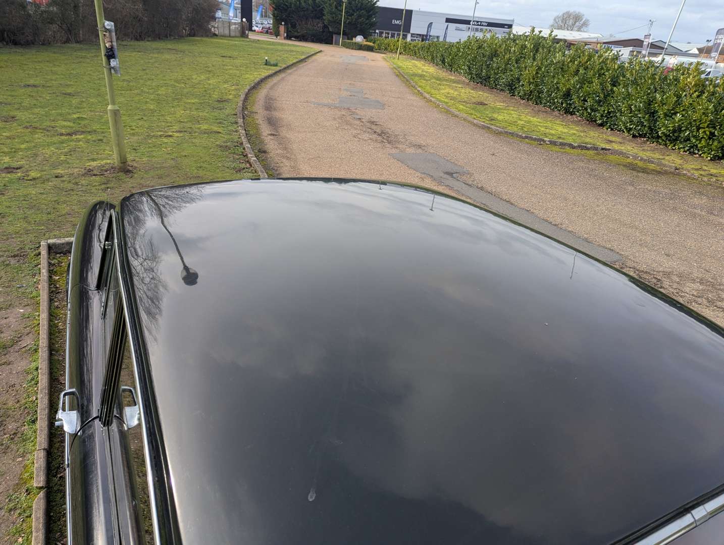 <p>1966 HUMBER HAWK</p>