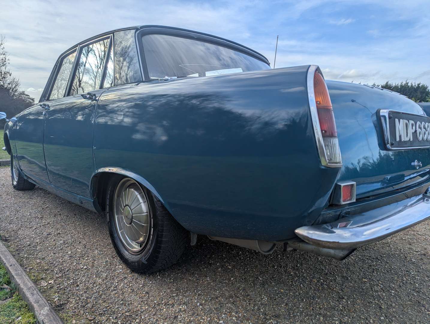 <p>1968 ROVER P6 2000 SC</p>