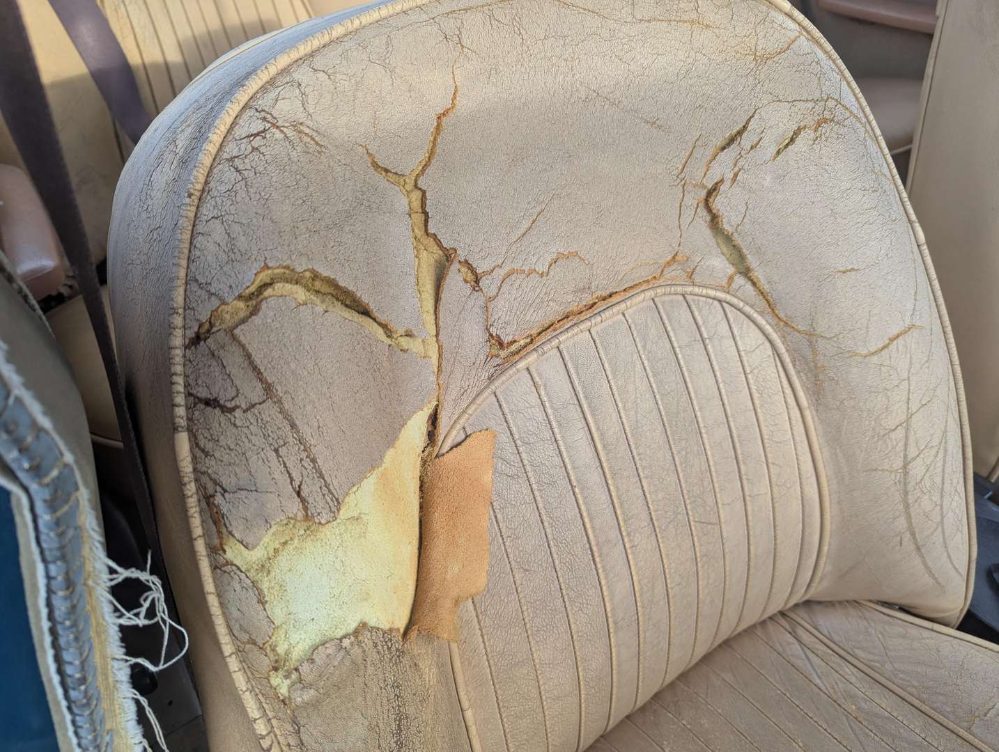 <p>1968 ROVER P6 2000 SC</p>