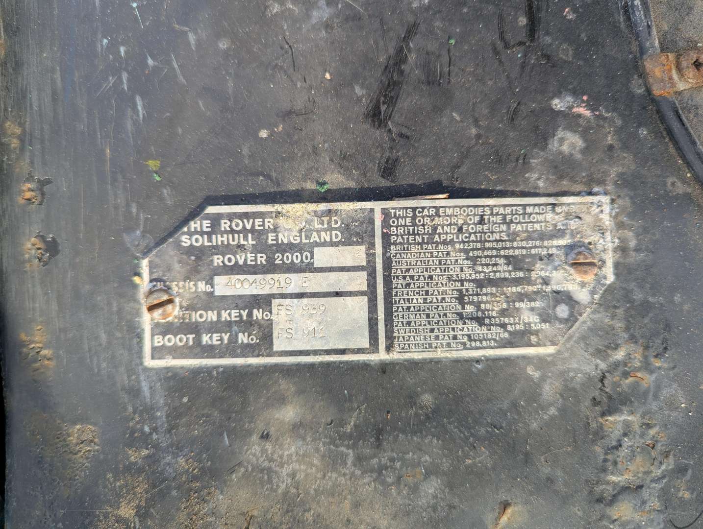 <p>1968 ROVER P6 2000 SC</p>