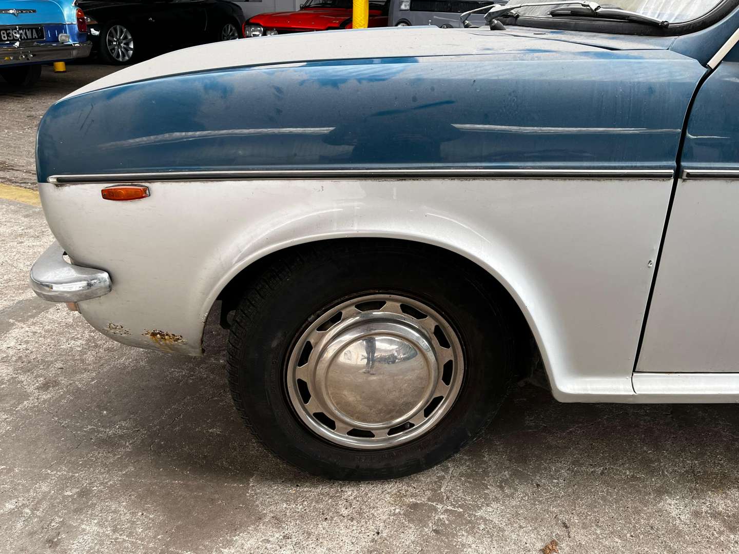 <p>1973 AUSTIN MAXI 1500</p>