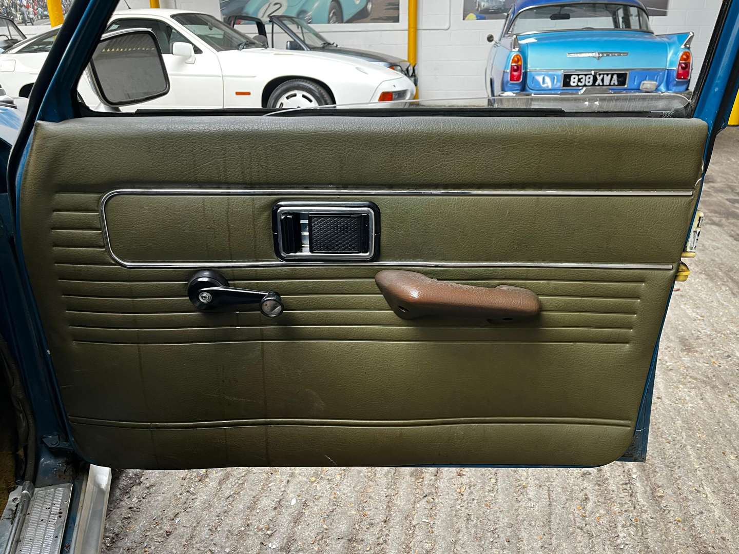 <p>1973 AUSTIN MAXI 1500</p>