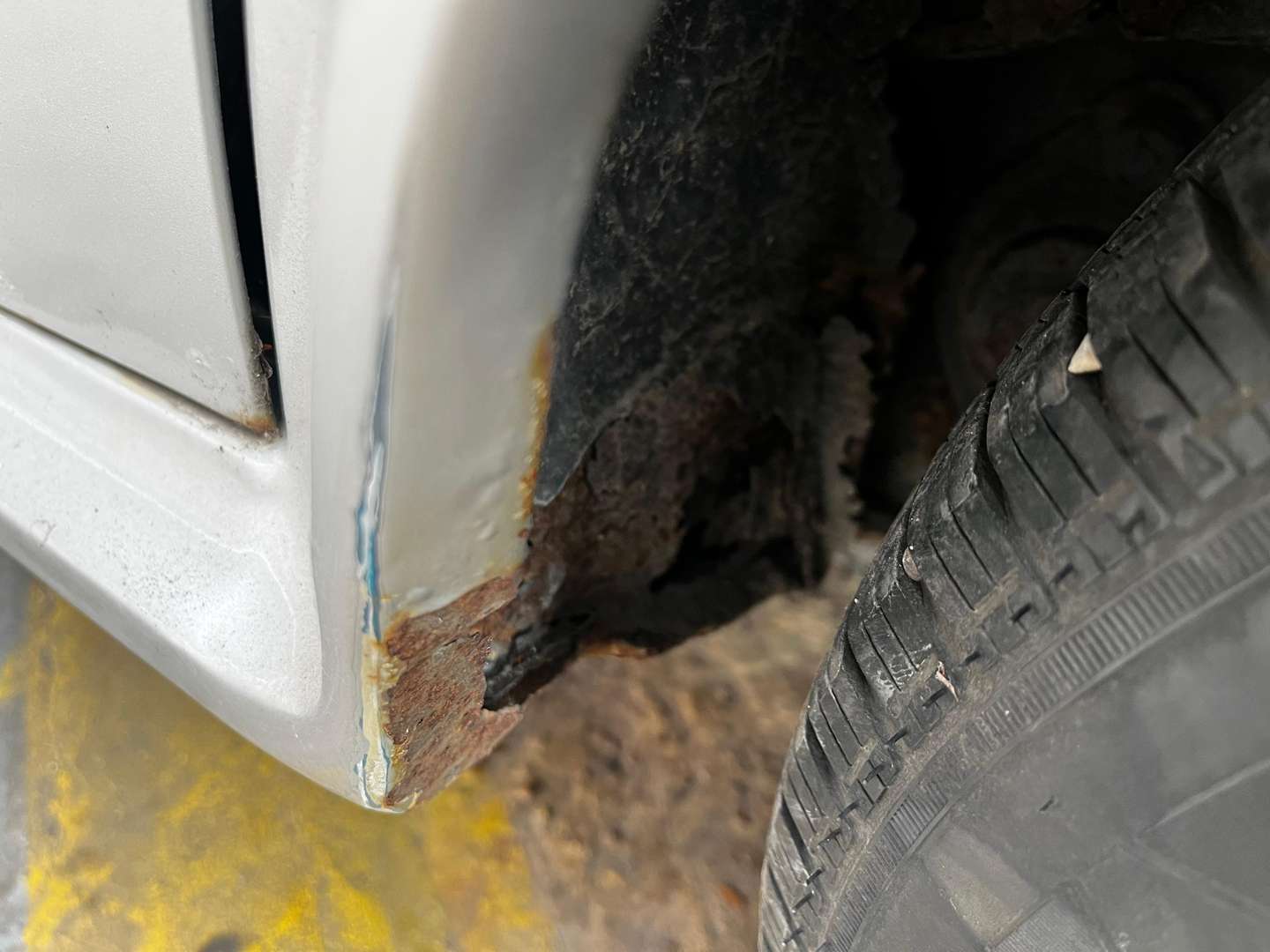 <p>1973 AUSTIN MAXI 1500</p>