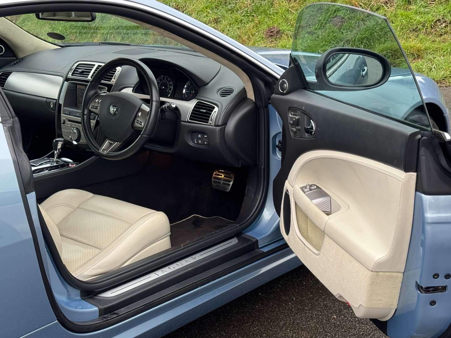 <p>2009 JAGUAR XKR 4.2 SUPERCHARGED AUTO</p>