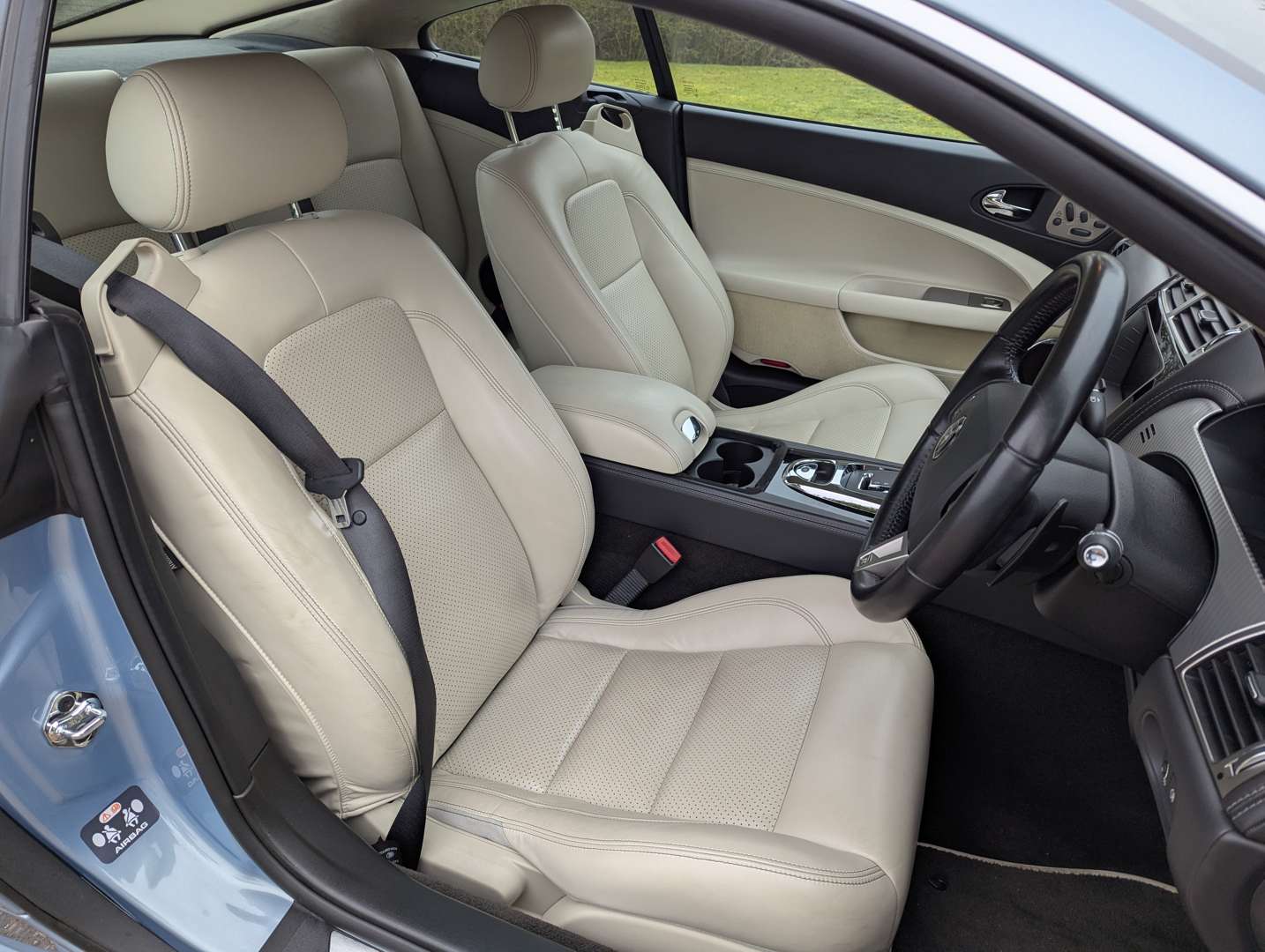 <p>2009 JAGUAR XKR 4.2 SUPERCHARGED AUTO</p>