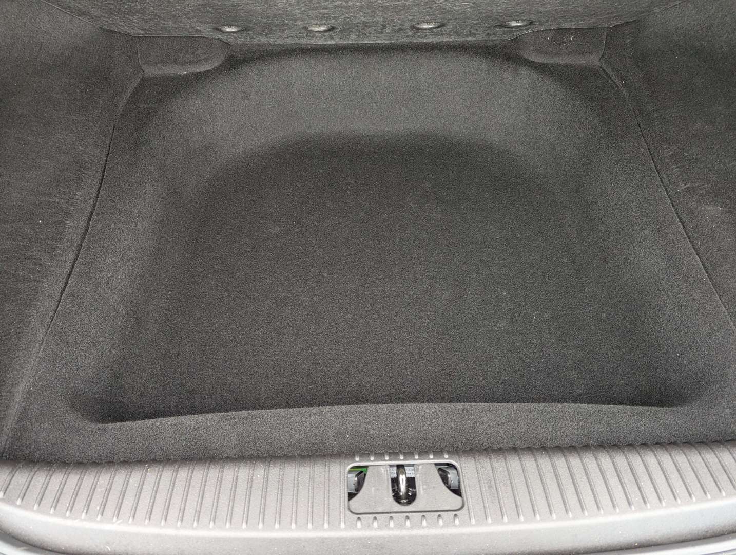 <p>2009 JAGUAR XKR 4.2 SUPERCHARGED AUTO</p>