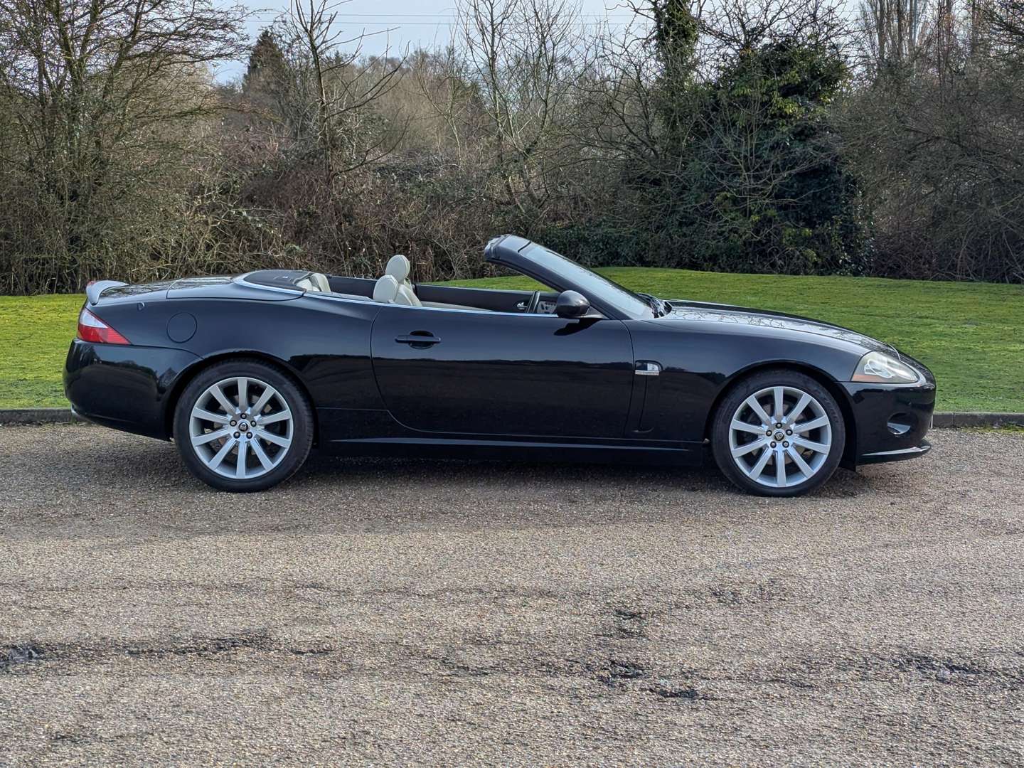 <p>2006 JAGUAR XK 4.2 AUTO CONVERTIBLE</p>