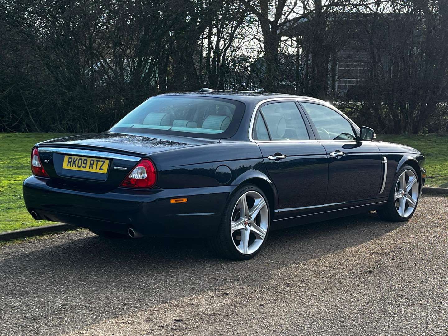 <p>2009 JAGUAR XJ SOVEREIGN V6 TD AUTO</p>