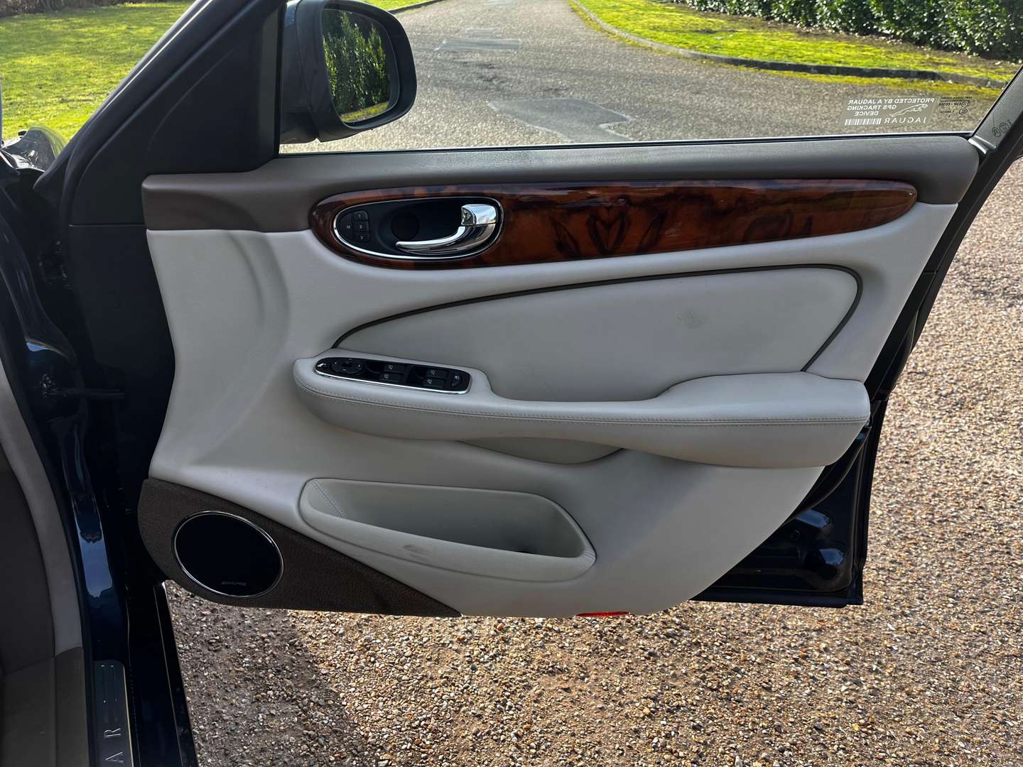 <p>2009 JAGUAR XJ SOVEREIGN V6 TD AUTO</p>