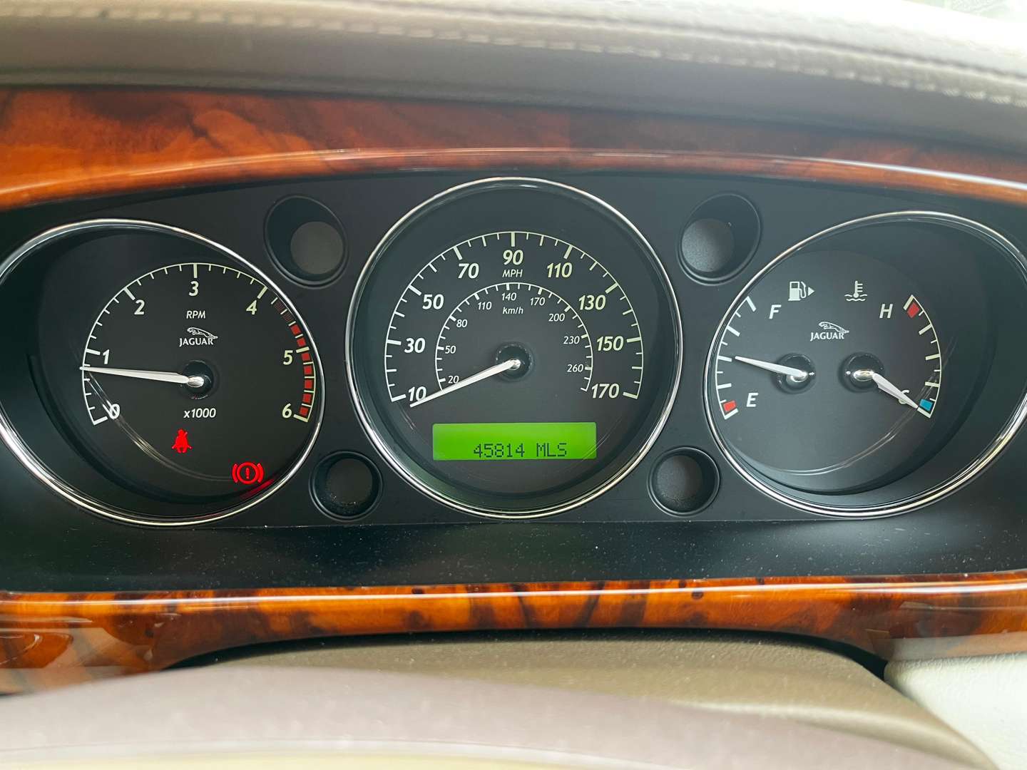 <p>2009 JAGUAR XJ SOVEREIGN V6 TD AUTO</p>