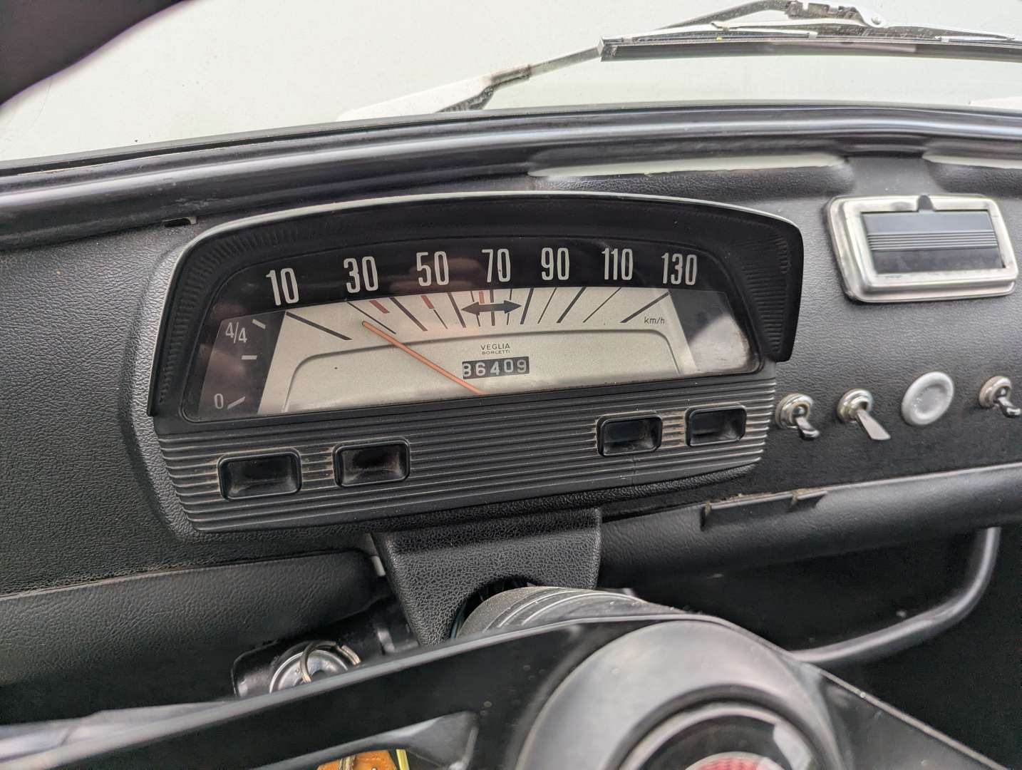 <p>1971 FIAT 500L LHD</p>