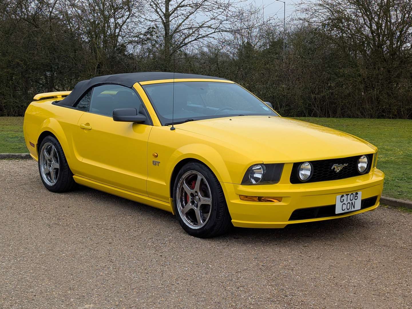 <p>2006 FORD MUSTANG AUTO LHD</p>