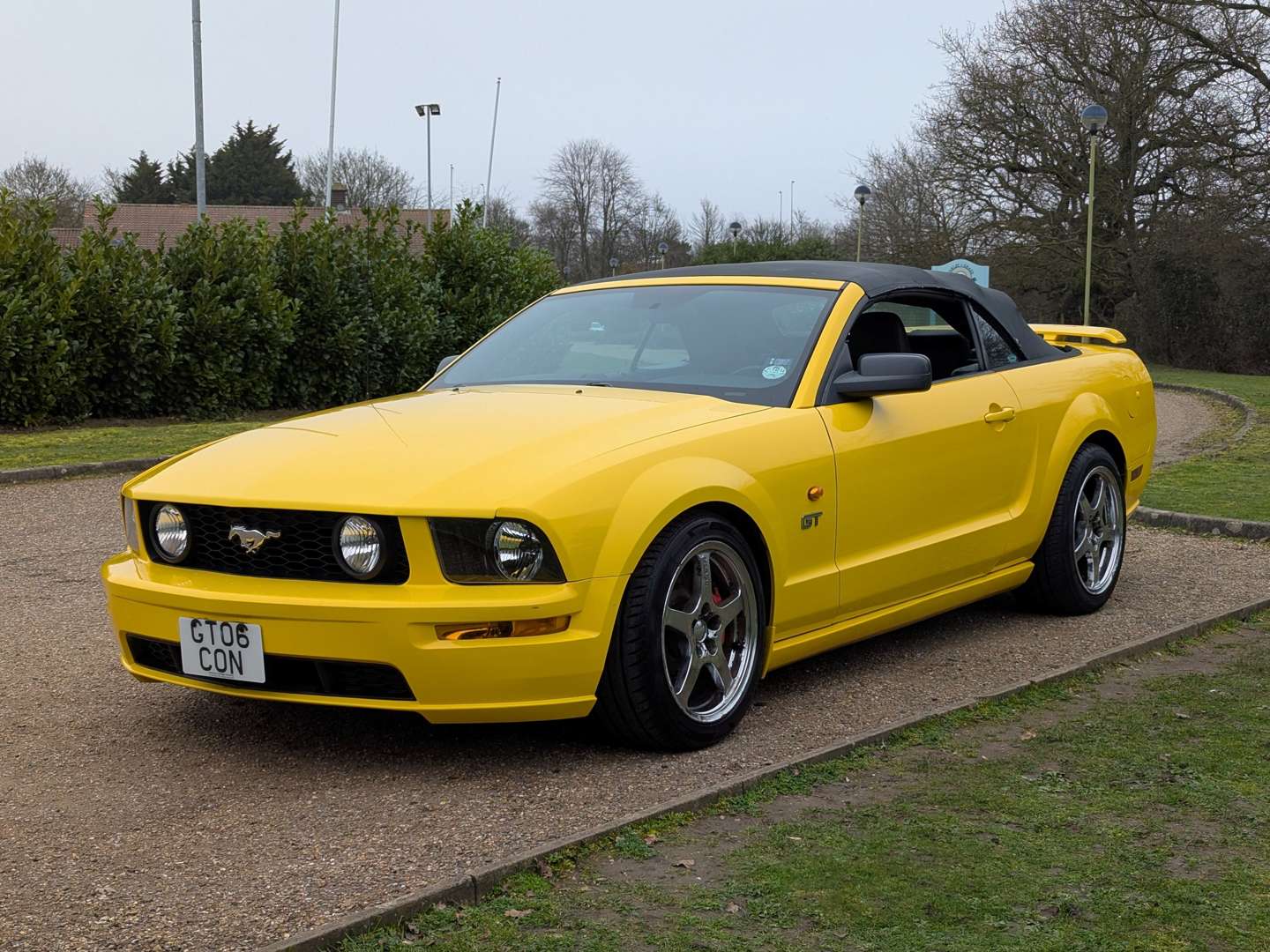 <p>2006 FORD MUSTANG AUTO LHD</p>