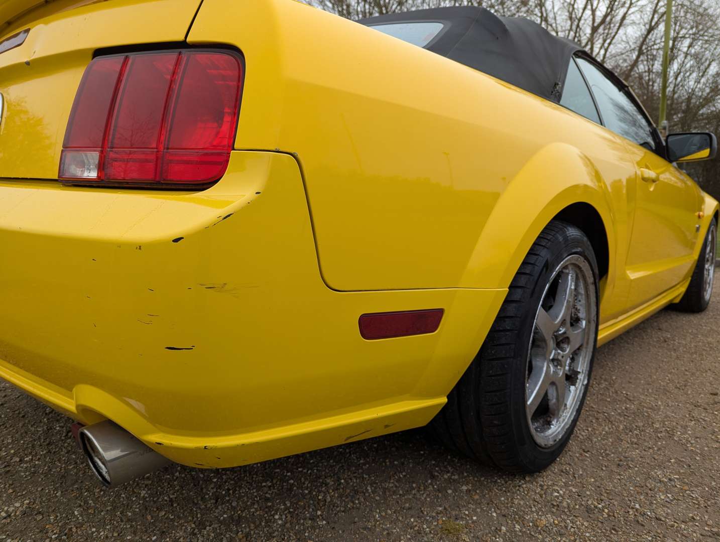 <p>2006 FORD MUSTANG AUTO LHD</p>