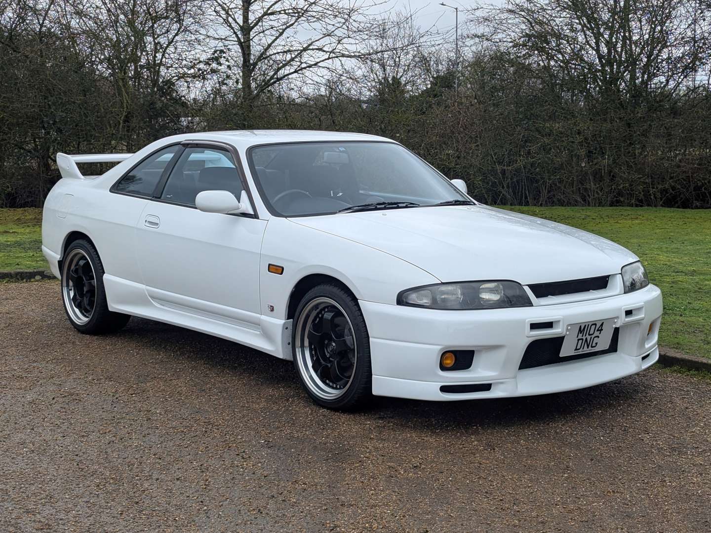 <p>1994 NISSAN SKYLINE R33 GT-ST</p>