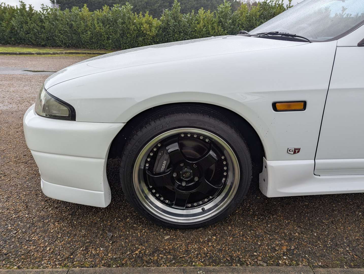 <p>1994 NISSAN SKYLINE R33 GT-ST</p>