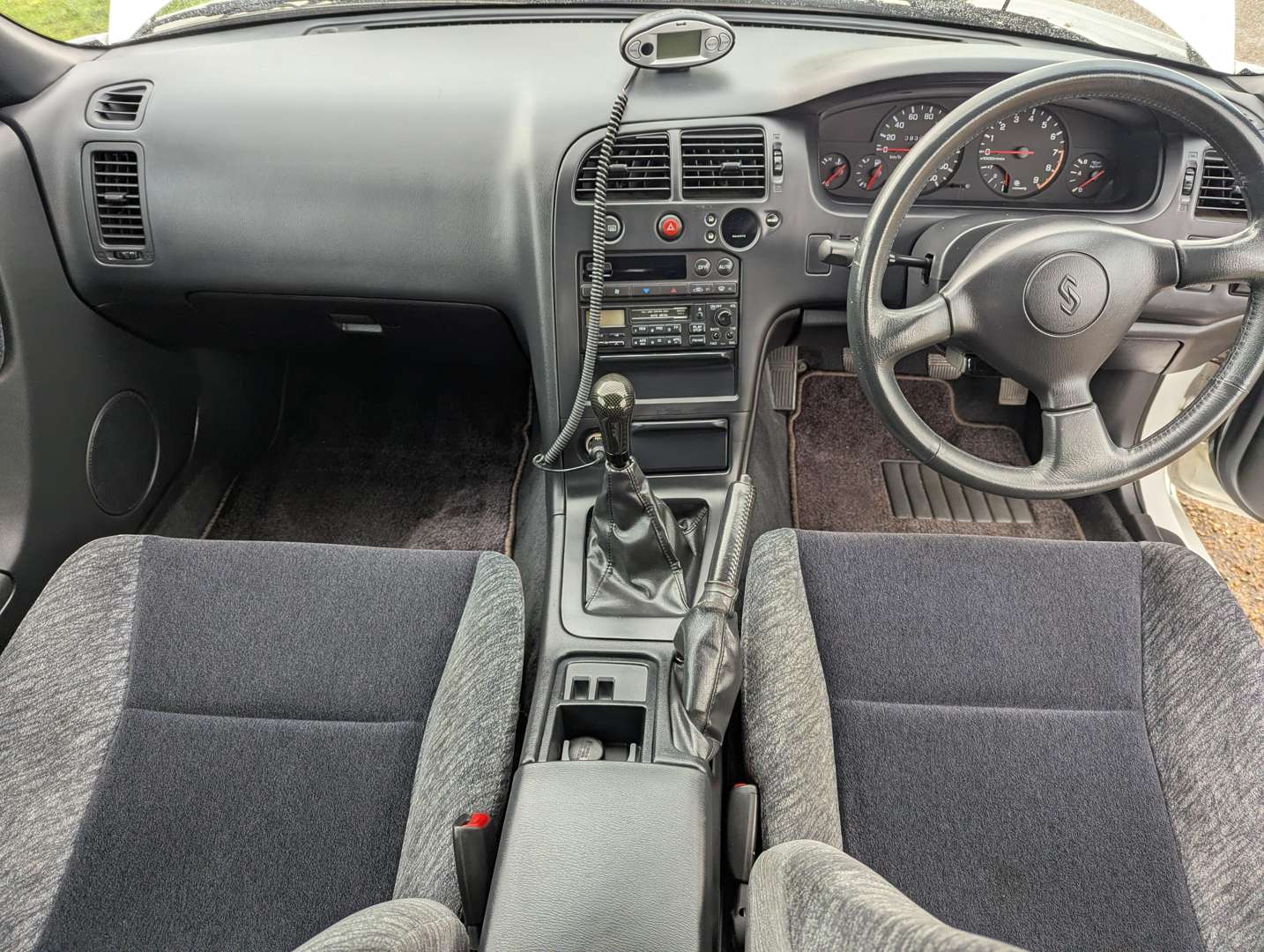 <p>1994 NISSAN SKYLINE R33 GT-ST</p>