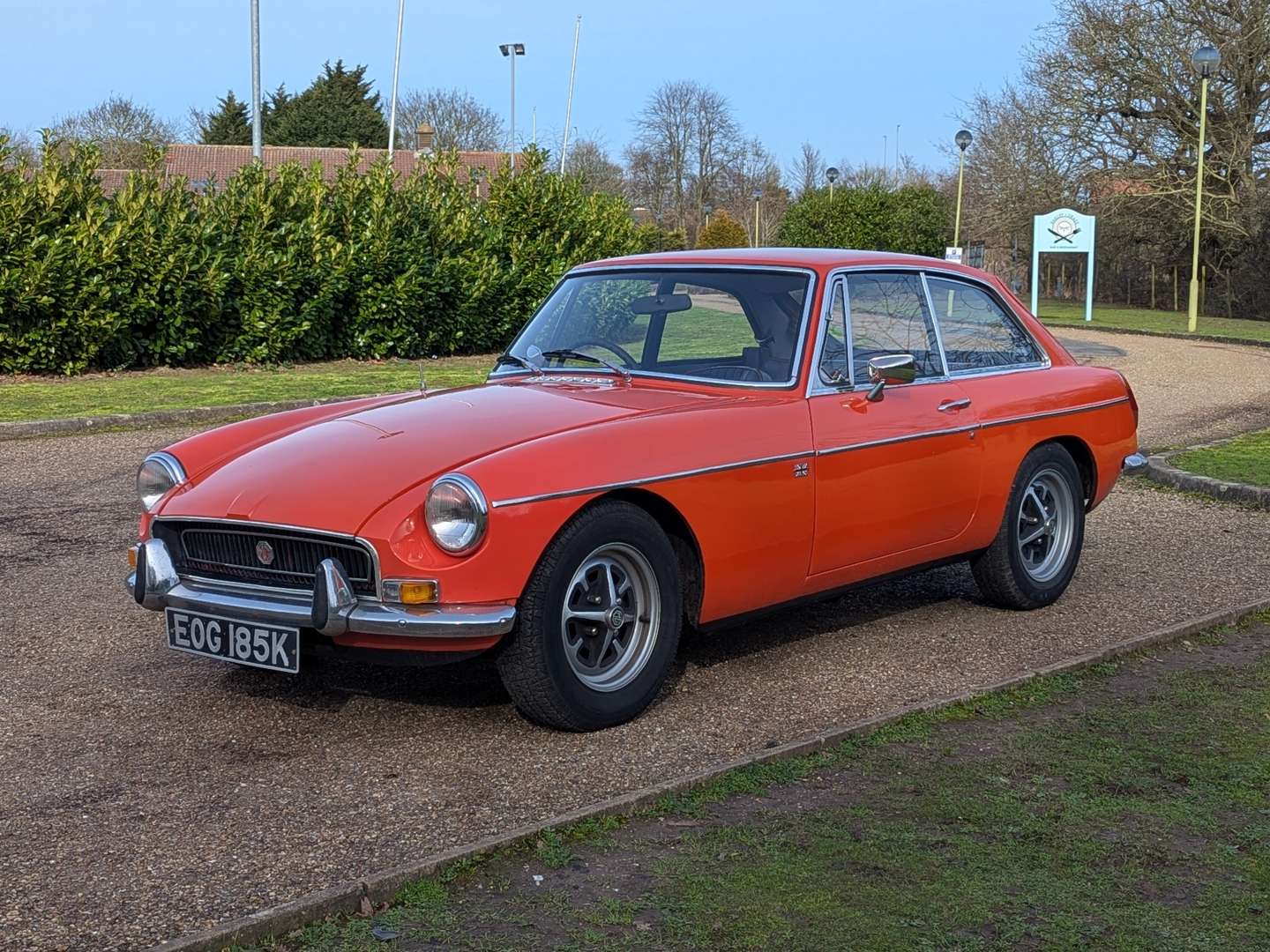 <p>1972 MG B GT</p>