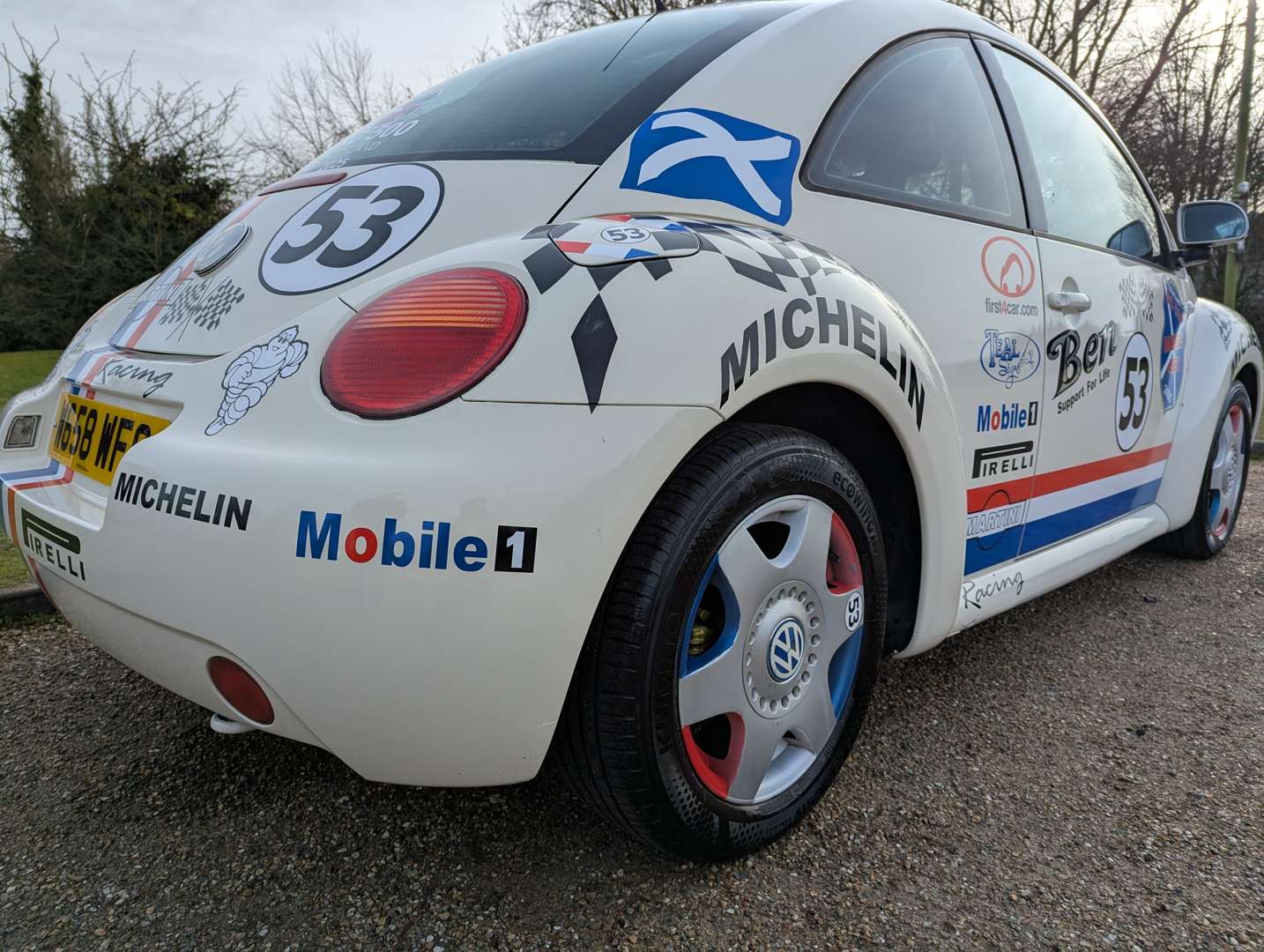 <p>2000 VW BEETLE</p>