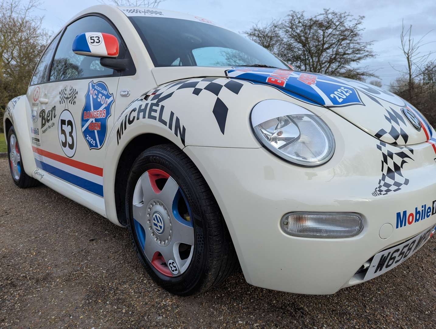 <p>2000 VW BEETLE</p>