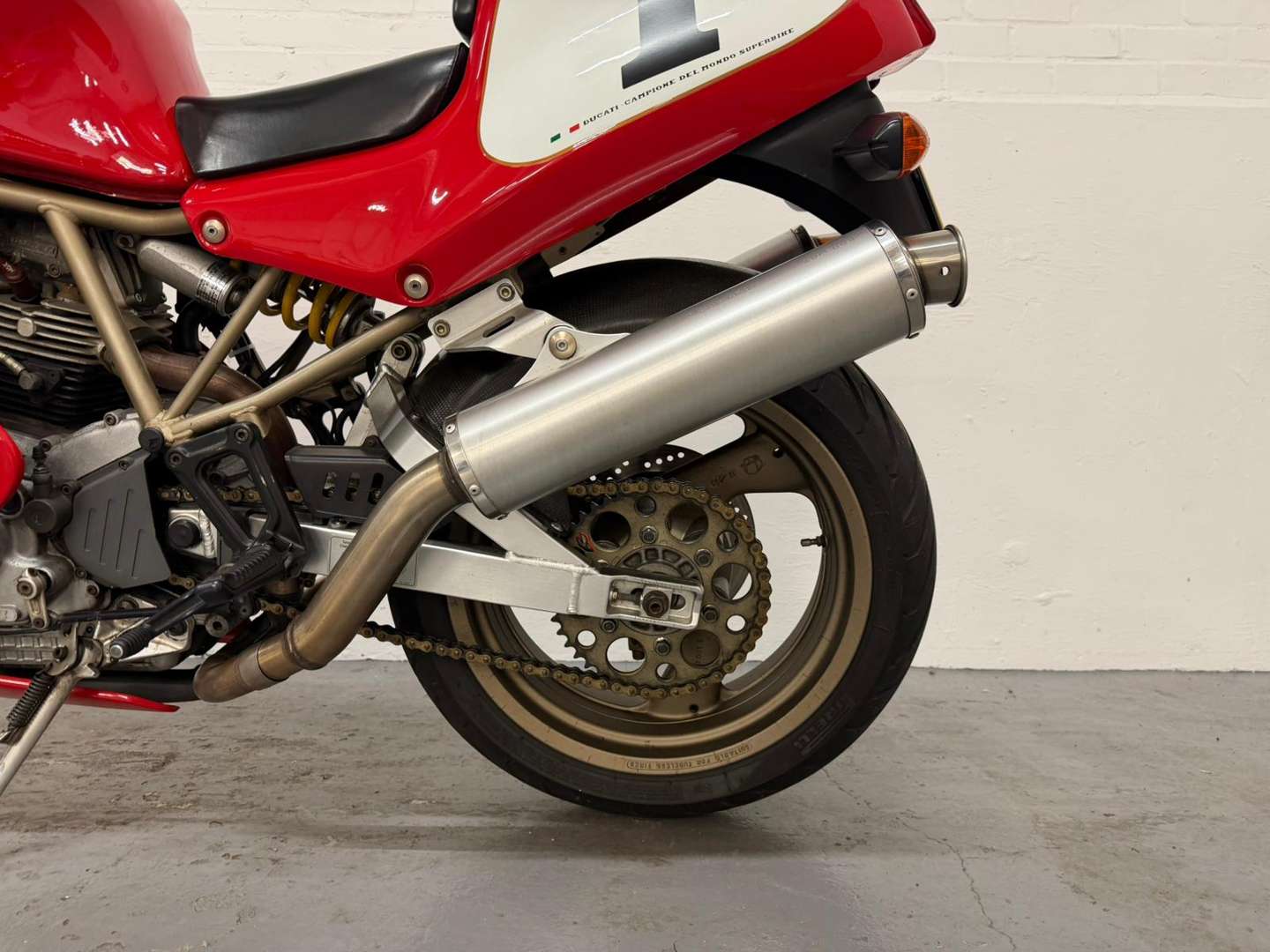 <p>1997 DUCATI 900 SL SUPERLIGHT</p>