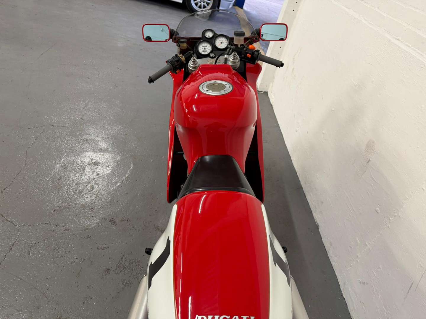 <p>1997 DUCATI 900 SL SUPERLIGHT</p>