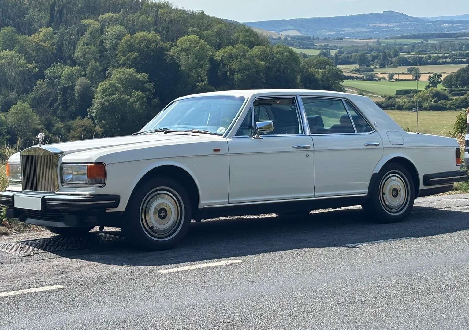 <p>1988 ROLLS ROYCE SILVER SPIRIT</p>