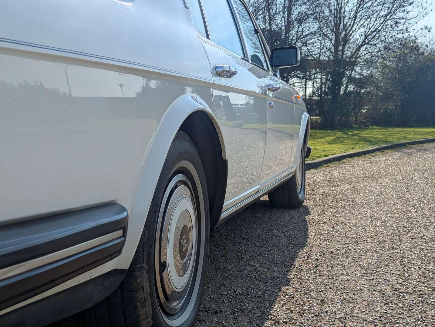 <p>1988 ROLLS ROYCE SILVER SPIRIT</p>