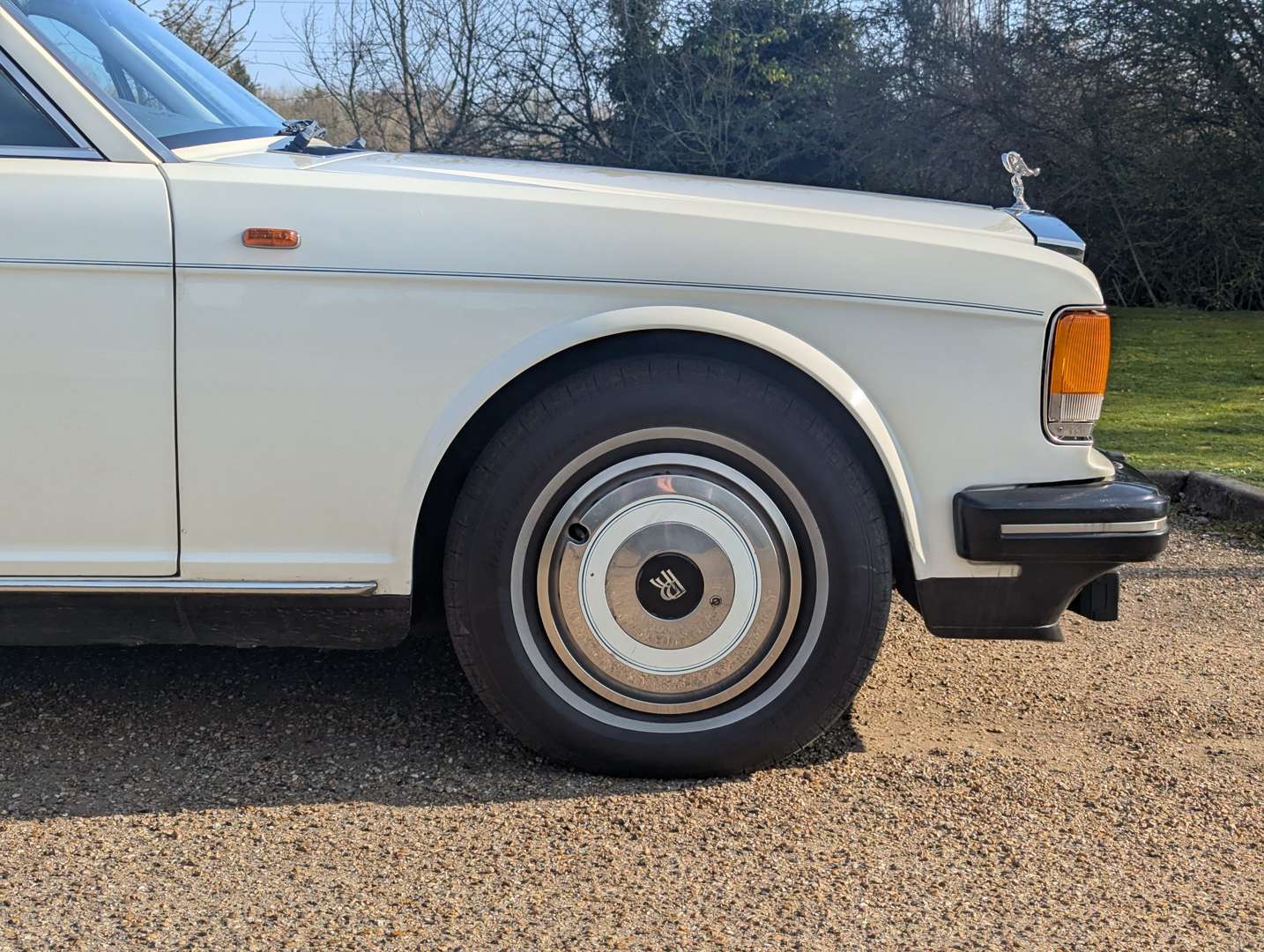 <p>1988 ROLLS ROYCE SILVER SPIRIT</p>