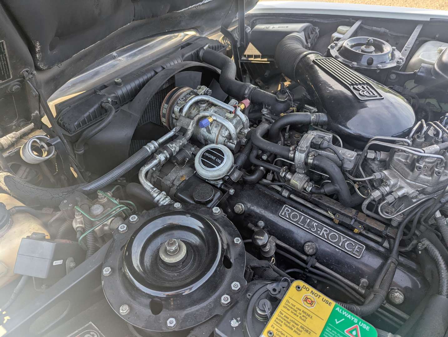 <p>1988 ROLLS ROYCE SILVER SPIRIT</p>