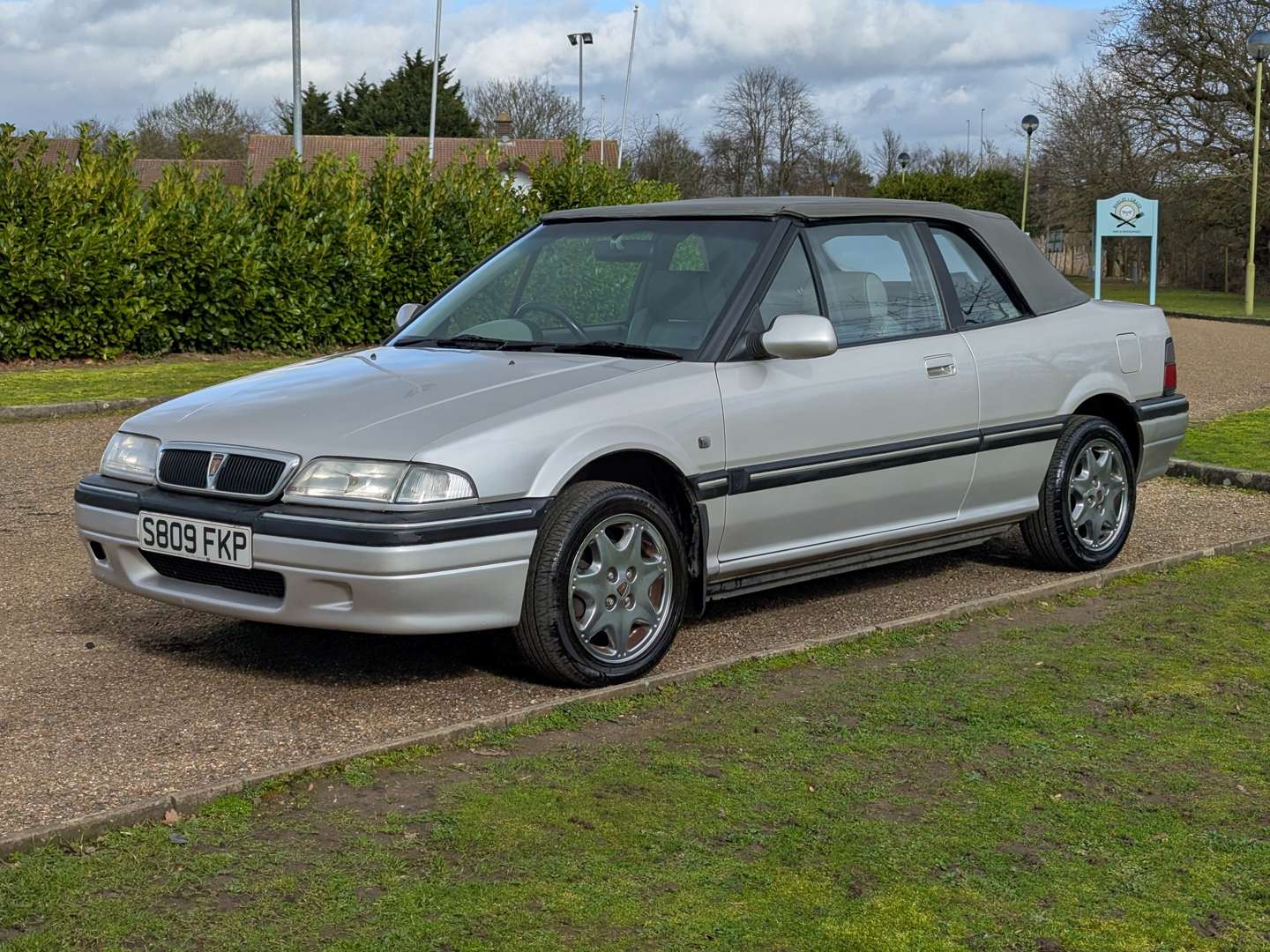 <p>1998 ROVER 216 CABRIOLET</p>