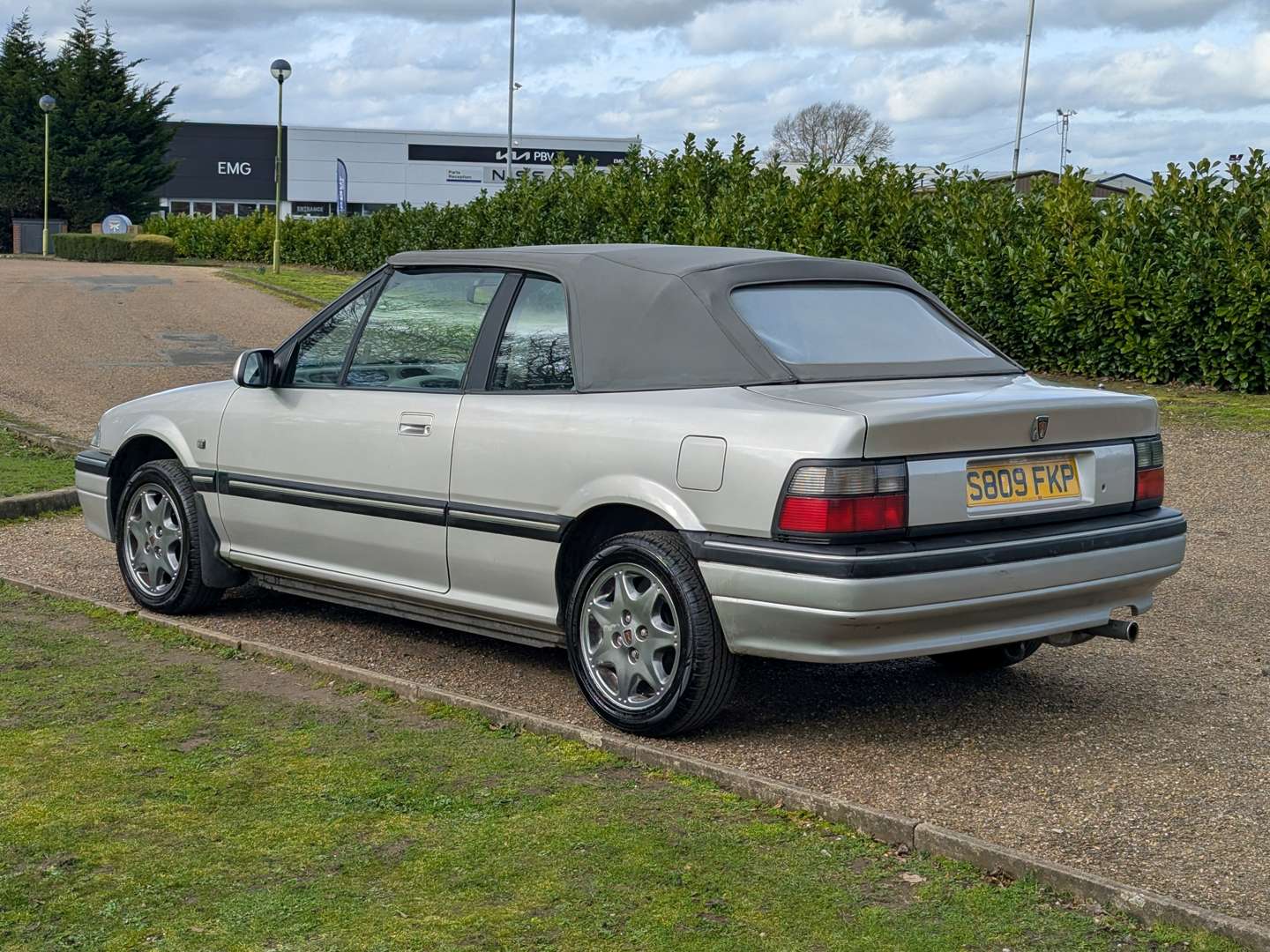 <p>1998 ROVER 216 CABRIOLET</p>
