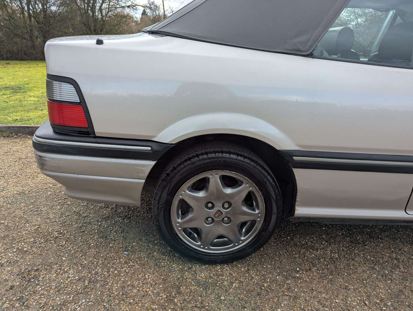 <p>1998 ROVER 216 CABRIOLET</p>