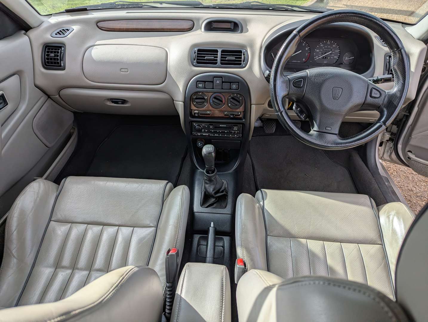 <p>1998 ROVER 216 CABRIOLET</p>