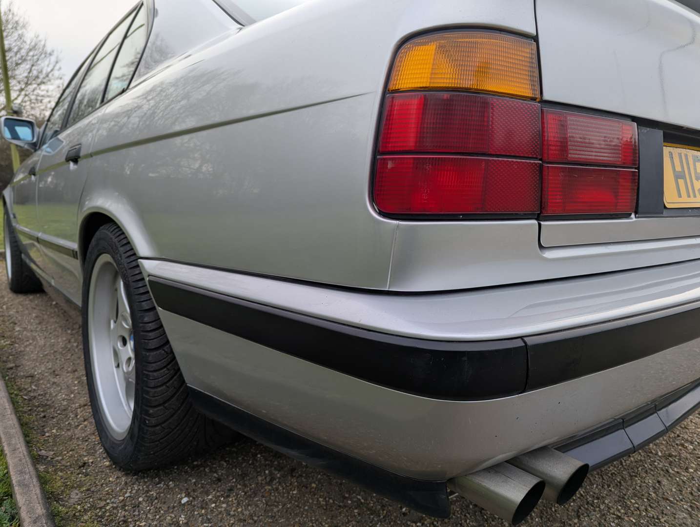 <p>1991 BMW M5 E34 MANUAL</p>